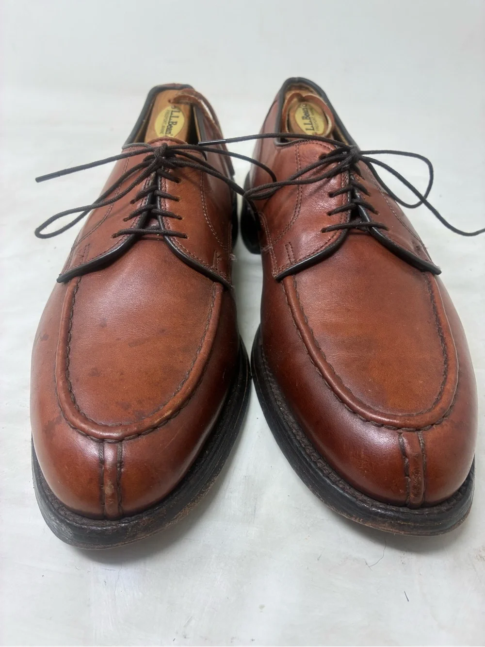 Allen Edmonds Men’s Brown Leather Lace-Up Dress Shoes